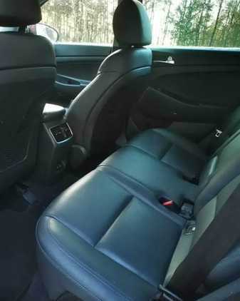 Hyundai Tucson cena 84000 przebieg: 157000, rok produkcji 2019 z Rzgów małe 137